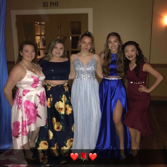 Prom Dress - Picture 2 of 4